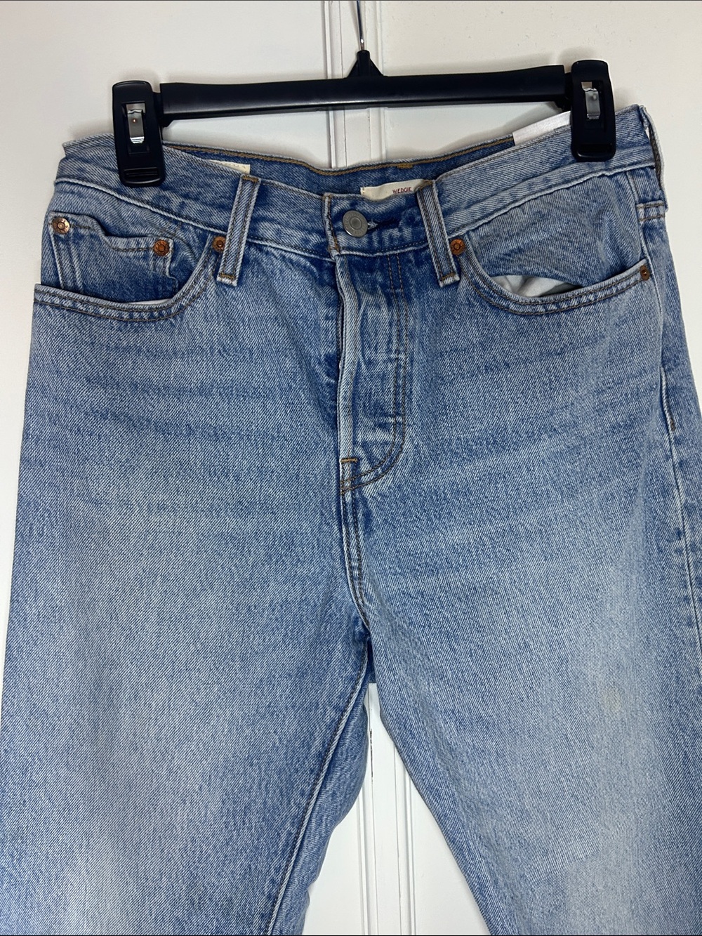 Levi's Wedgie Jean - Raw Hem - Light Wash - Picture 3 of 9